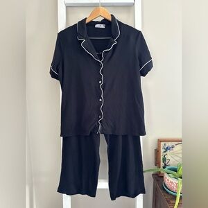 Natori Oasis Notch Short Sleeve Pajama Set in Black